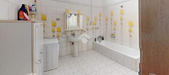 4 rooms House in Brindisi, Italy No. 239012 22