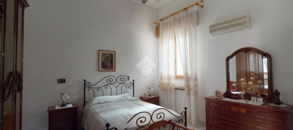 4 rooms House in Brindisi, Italy No. 239012 8