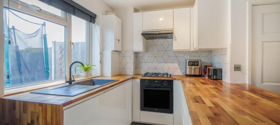 3 bedrooms House in Beckenham, United Kingdom No. 14406 3