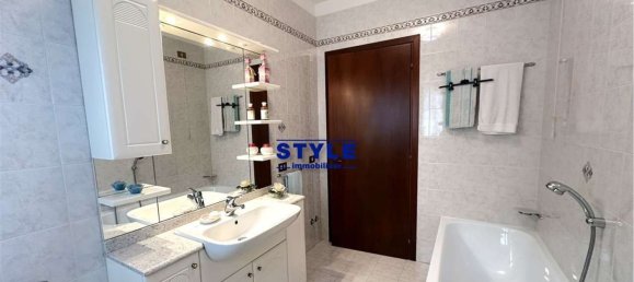 5 rooms Apartment in Dolo, Italy No. 297272 8