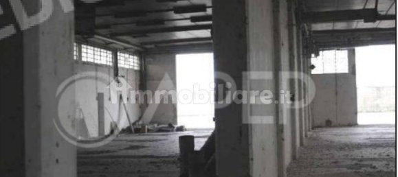 5 rooms Warehouse in Correzzola, Italy No. 267100 8