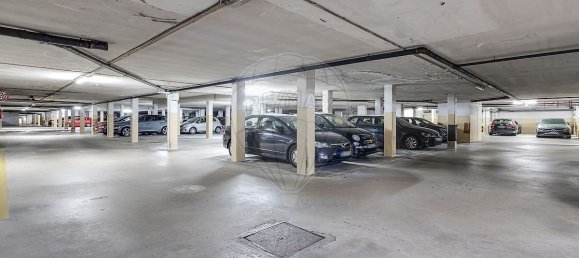 Квартира с 3 спальнями в Матозиньюш, Португалия № 113492 3