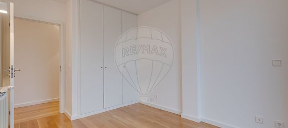 Квартира с 3 спальнями в Матозиньюш, Португалия № 113492 26