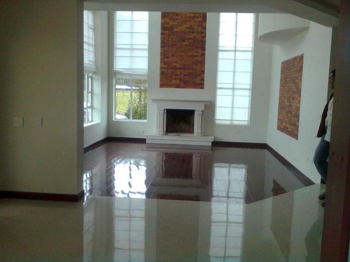 6 bedrooms House in Cundinamarca, Colombia No. 9366