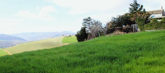 Дом с 5 комнатами в Купелло, Италия № 128467 8