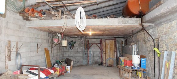 Дом с 5 комнатами в Купелло, Италия № 128467 49