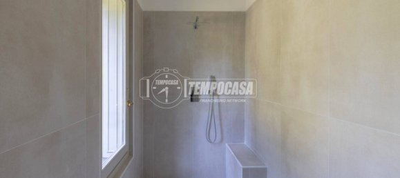 Villa de 4 dormitorios en Chiari, Italy No. 310265 19