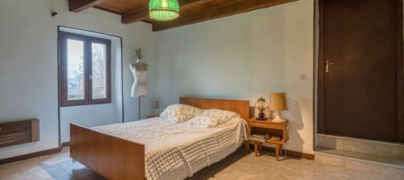 Casa de 5 dormitorios en Haute-Savoie, France No. 308442 4