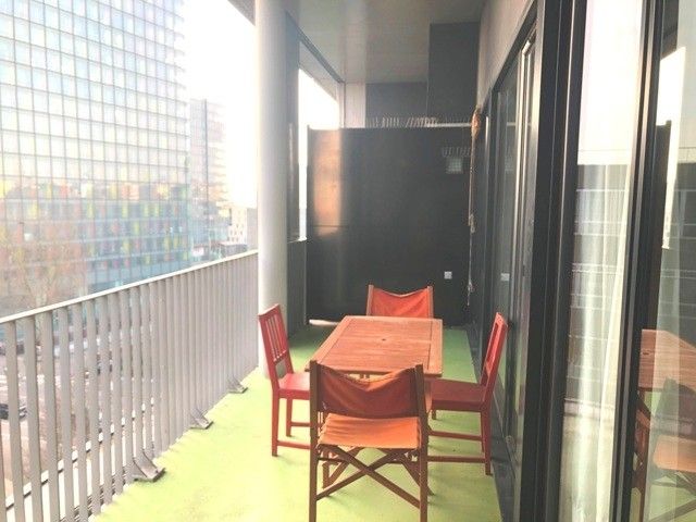 Apartamento de 3 dormitorios en Montreuil, France No. 150126