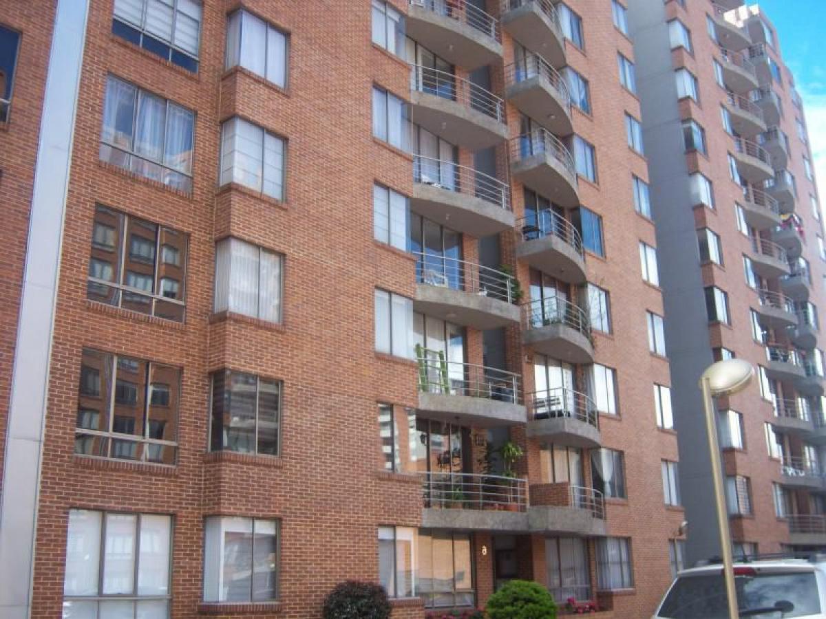 Дом с 3 спальнями в Богота, Колумбия № 14213