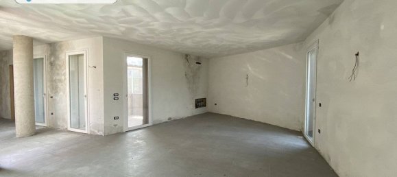5 Schlafzimmer Penthouse in Schio, Italy, Nr. 171031 10