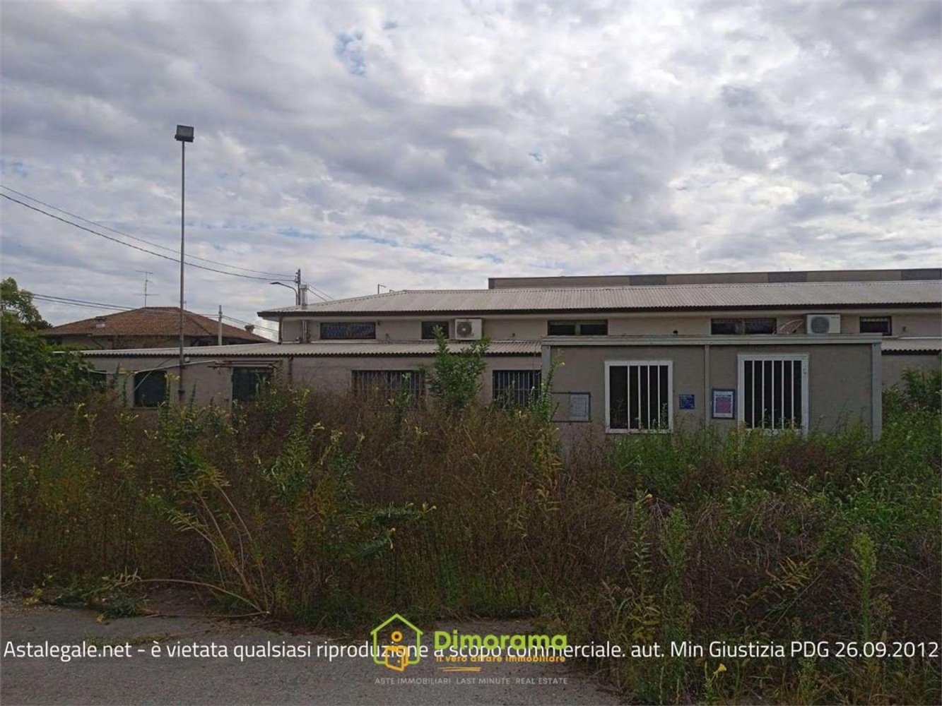 Gewerbliche Immobilie in Castano Primo, Italy 478m², Nr. 153708