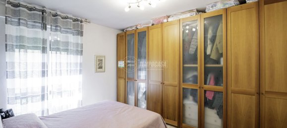 3-salle Appartement à San Donato Milanese, Italy No. 113057 13