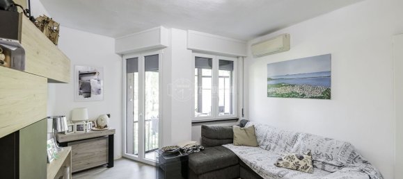 3-salle Appartement à San Donato Milanese, Italy No. 113057 7