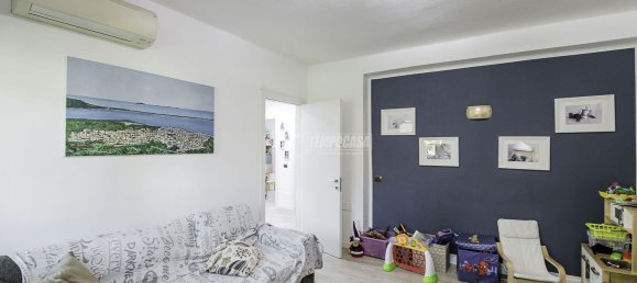 3-salle Appartement à San Donato Milanese, Italy No. 113057 5