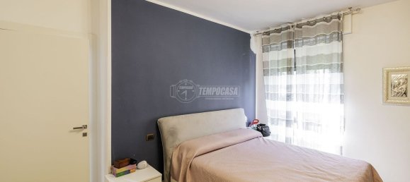 3-salle Appartement à San Donato Milanese, Italy No. 113057 12
