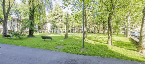 3-salle Appartement à San Donato Milanese, Italy No. 113057 28