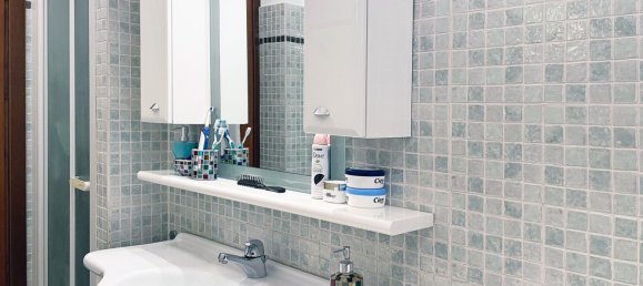 Apartamento de 3 dormitorios en Cusano Milanino, Italy No. 357834 17