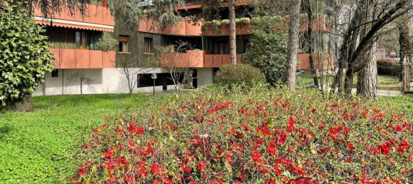 Apartamento de 3 dormitorios en Cusano Milanino, Italy No. 357834 2