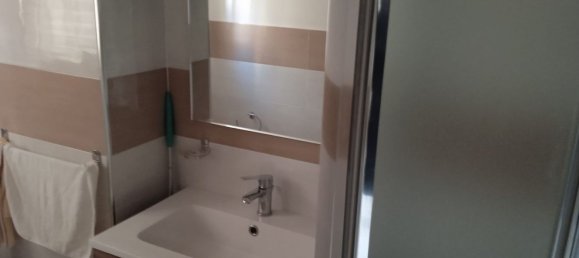 5-salle Appartement à Vittoria, Italy No. 296003 10