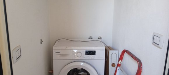 5-salle Appartement à Vittoria, Italy No. 296003 8