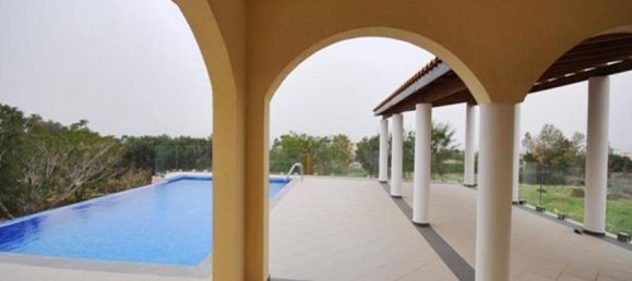 3 Schlafzimmer Villa in Agios Georgios, Cyprus, Nr. 10519 2