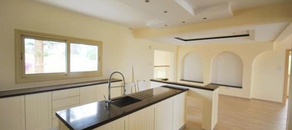 3 Schlafzimmer Villa in Agios Georgios, Cyprus, Nr. 10519 6