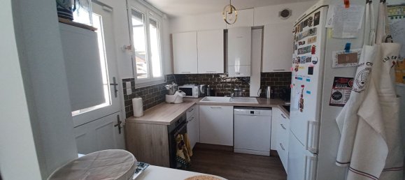 3 bedrooms House in Les Essarts-le-Roi, France No. 296318 6