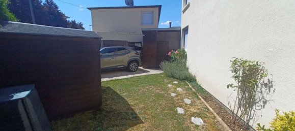 3 bedrooms House in Les Essarts-le-Roi, France No. 296318 2