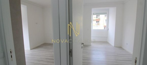 1 bedroom Apartment in Lisbon, Portugal No. 155219 3
