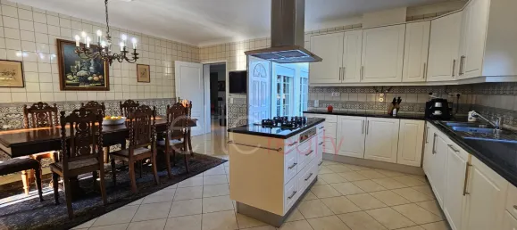 4 bedrooms House in Luz, Portugal No. 95813 12