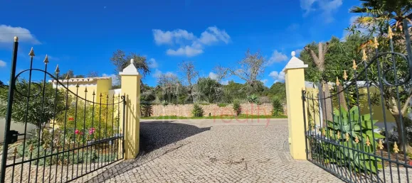 4 bedrooms House in Luz, Portugal No. 95813 36