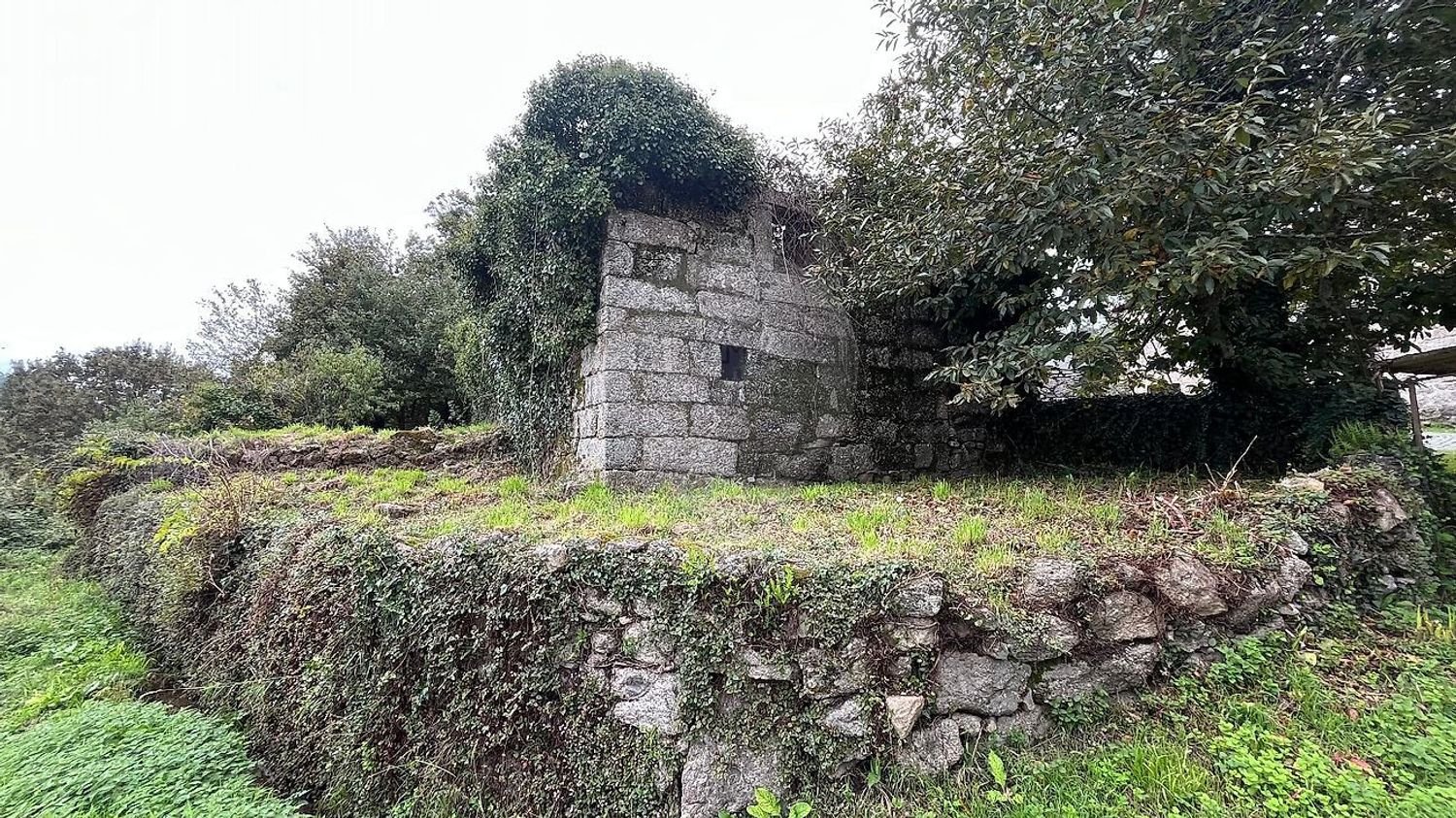 3 bedrooms House in Povoa de Lanhoso, Portugal No. 168227