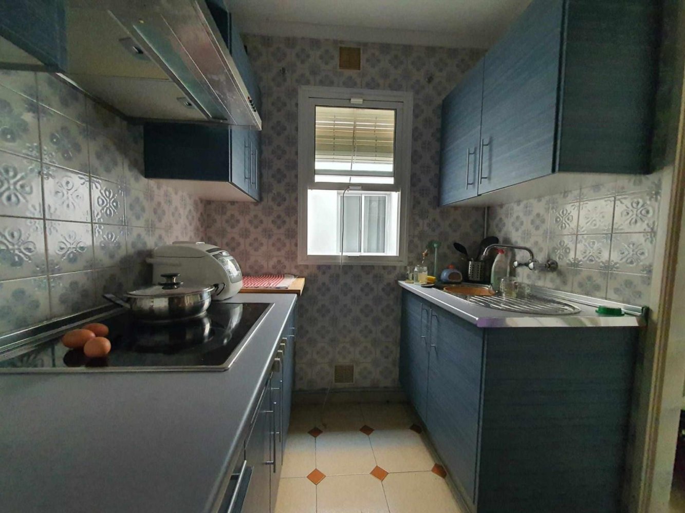 Apartamento de 3 dormitorios en Cádiz, Spain No. 178715