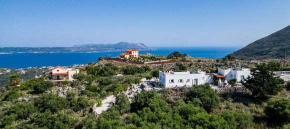 Коммерческая недвижимость с 3 спальнями в Ханья, Греция № 44 7