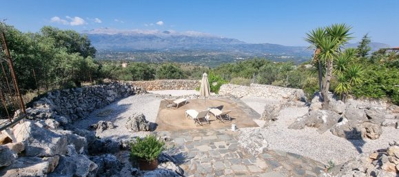 Коммерческая недвижимость с 3 спальнями в Ханья, Греция № 44 11