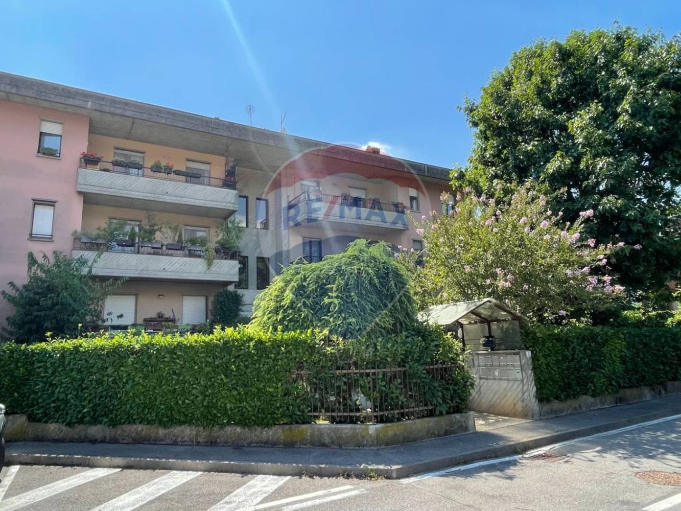 3 bedrooms Apartment in Entratico, Italy No. 295502