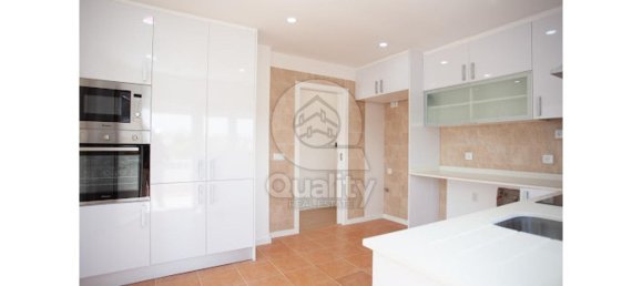 3 غرف نوم منزل في Almada, Portugal رقم 141908 15