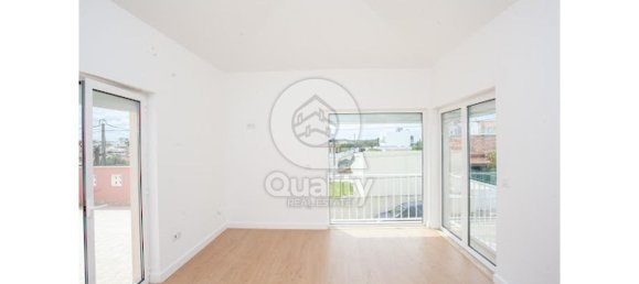 3 غرف نوم منزل في Almada, Portugal رقم 141908 33