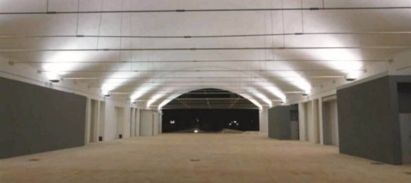 2 rooms Warehouse in Campi Bisenzio, Italy No. 272266 2