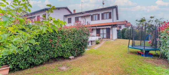 4 rooms House in Magenta, Italy No. 99959 17