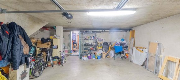 4 rooms House in Magenta, Italy No. 99959 24