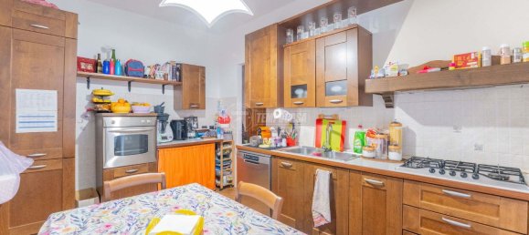 4 rooms House in Magenta, Italy No. 99959 15