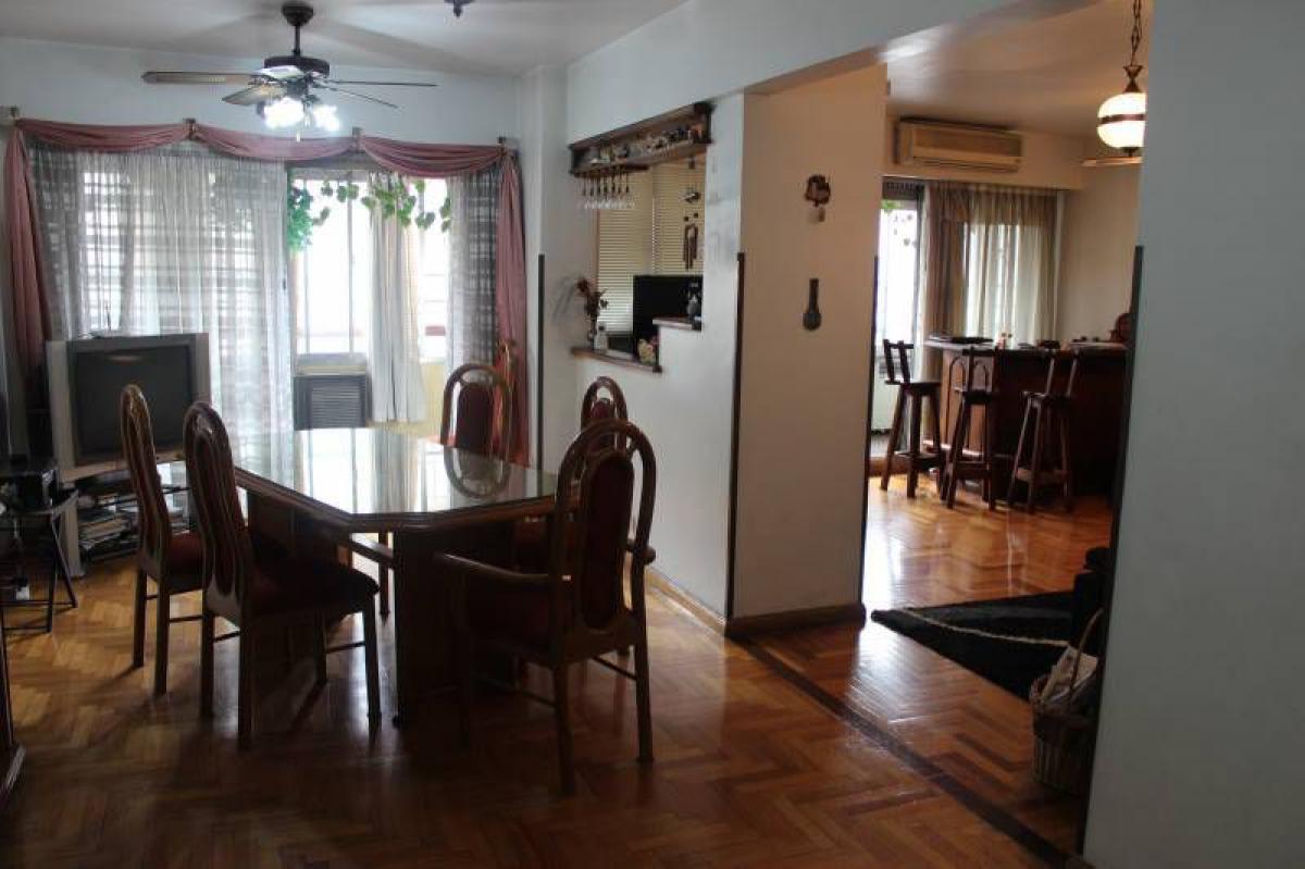 4 bedrooms Apartment in Buenos Aires, Argentina No. 73359