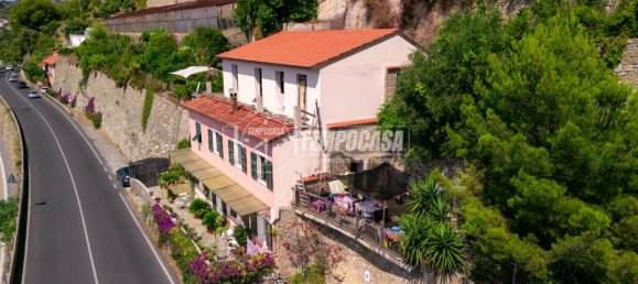 5-Zimmer Villa in Imperia, Italy, Nr. 323102 12