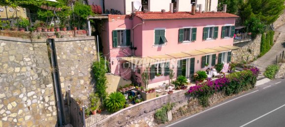 5-Zimmer Villa in Imperia, Italy, Nr. 323102 4