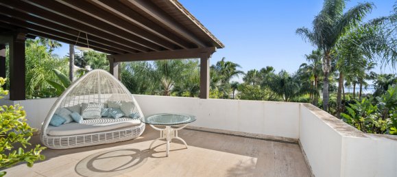 6 bedrooms Villa in Marbella, Spain No. 99440 28