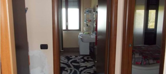 7 rooms Apartment in Settingiano, Italy No. 99340 7