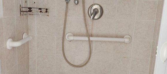 4غرفة شقة في Arezzo, Italy رقم 283986 24