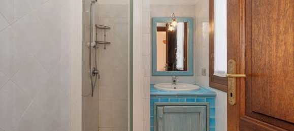 2-salle Appartement à Olbia, Italy No. 87988 14